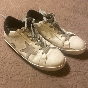 Golden Goose Women's Super-Star Classic Sneakers 7 White Leather Silver Star